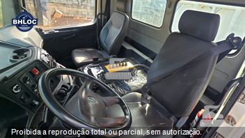 Caminhão Mercedes-Benz Axor 2831 K 6x4 2p (Diesel) (E5)