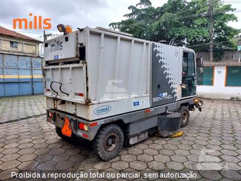 Varredora Tennant Sentinel