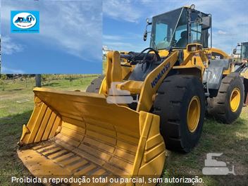 Pá Carregadeira Komatsu WA320