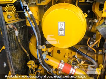 Trator de Esteira Caterpillar D6T