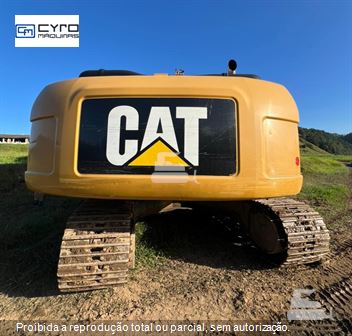 Escavadeira Caterpillar 320D2L