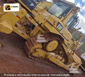 Trator de Esteira Caterpillar D6T
