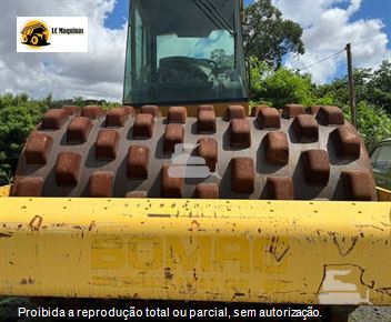 Rolo Compactador Bomag BW212