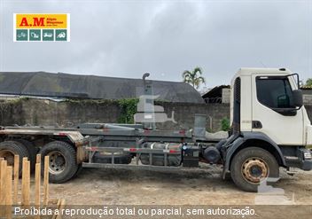 Caminhão Volvo VM 330 6x4 2p (Diesel) (E5)