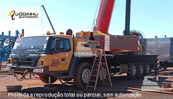 Guindaste Sany STC1600T7