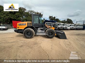 Pá Carregadeira Case 621D