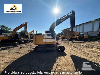 Escavadeira John Deere 130G