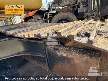 Escavadeira Caterpillar 320DL