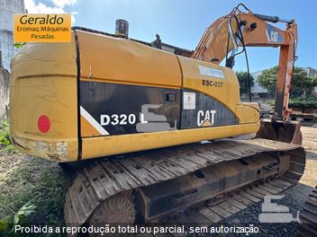 Escavadeira Caterpillar 320DL