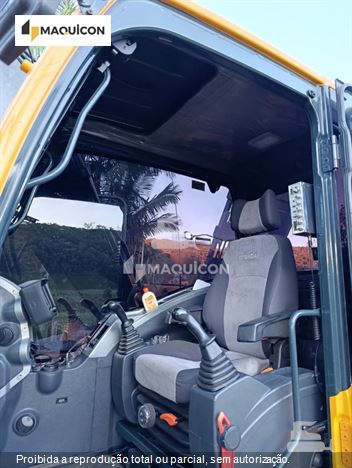Escavadeira Hyundai R140LC-9