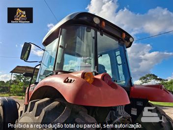 Trator Agrícola Massey Ferguson MF7140