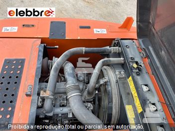 Escavadeira Hitachi Zaxis 210LC-5