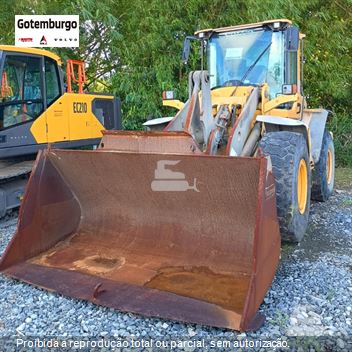 Pá Carregadeira Volvo L90F
