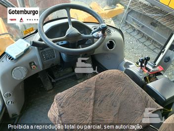 Pá Carregadeira Volvo L90F