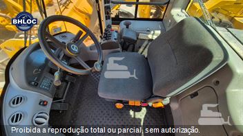 Pá Carregadeira Volvo L90F