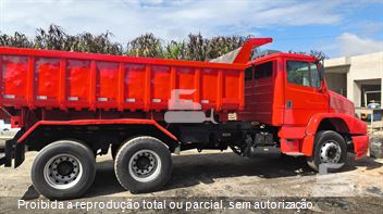 Caminhão Mercedes-Benz L-1620 3-Eixos 2p (diesel)
