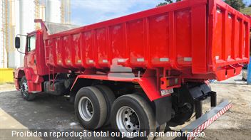 Caminhão Mercedes-Benz L-1620 3-Eixos 2p (diesel)