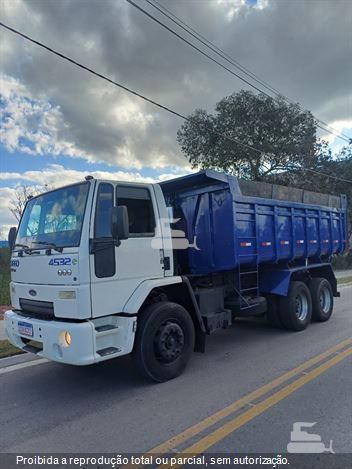 Caminhão Ford CARGO 4532 E Turbo 2p (diesel)
