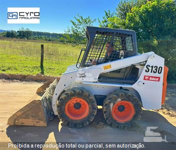 Mini-Carregadeira Bobcat S130