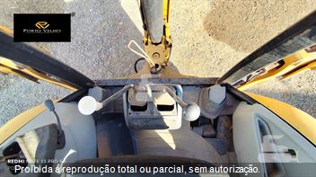 Retro Escavadeira Caterpillar 416E