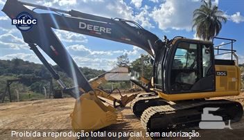 Escavadeira John Deere 130G