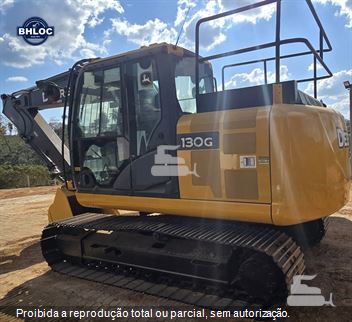 Escavadeira John Deere 130G
