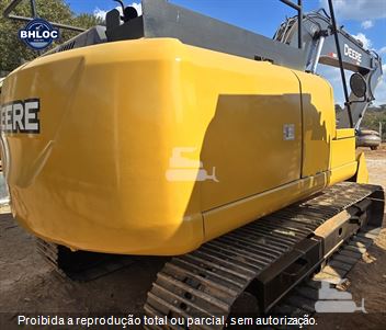 Escavadeira John Deere 130G