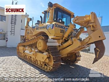 Trator de Esteira Caterpillar D8T