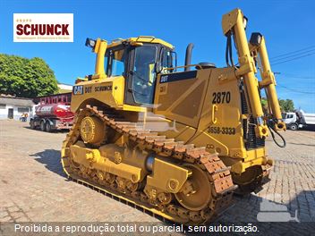 Trator de Esteira Caterpillar D8T