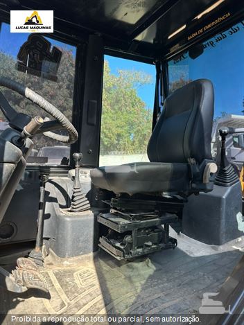 Retro Escavadeira JCB 3CX