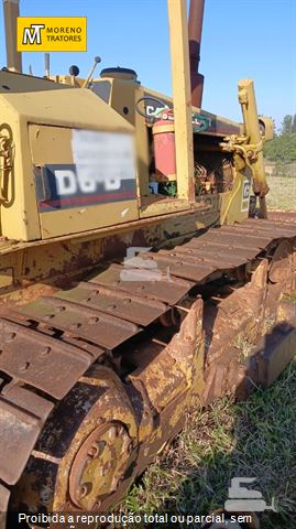 Trator de Esteira Caterpillar D6D