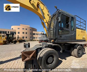 Escavadeira Hyundai R200W-7
