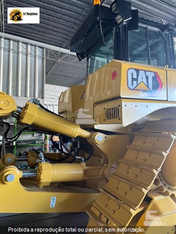 Trator de Esteira Caterpillar D8T