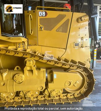 Trator de Esteira Caterpillar D8T
