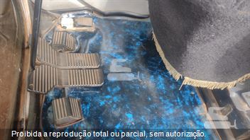Escavadeira New Holland E215 B