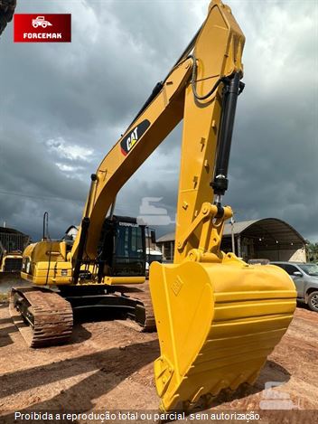 Escavadeira Caterpillar 320DL