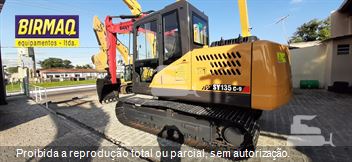 Escavadeira Sany SY135C