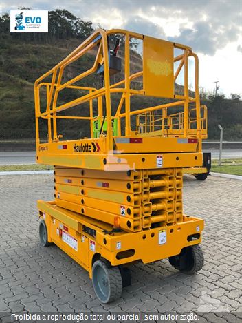 Plataforma Aérea (Elevatória) Haulotte Compact 14