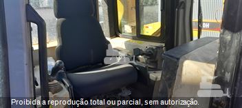 Trator de Esteira Caterpillar D6T