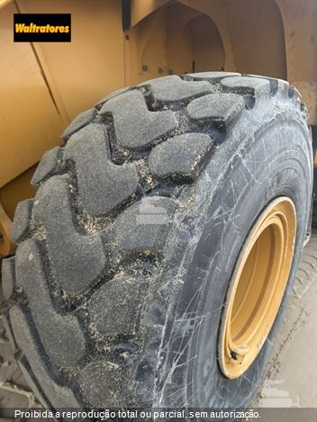 Pá Carregadeira Caterpillar 966