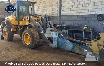 Pá Carregadeira Volvo L60F