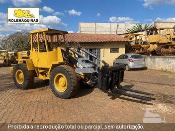 Pá Carregadeira Michigan L30