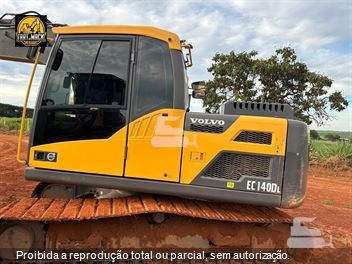 Escavadeira Volvo EC140DL