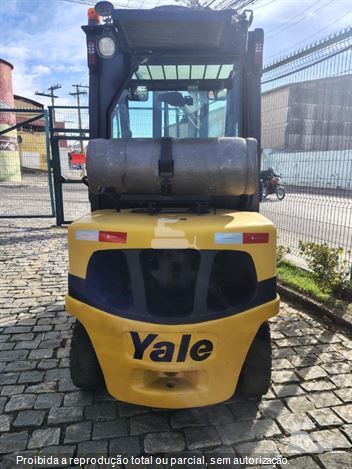 Empilhadeira Yale GLP070VX