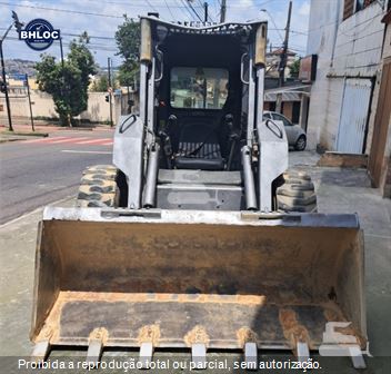 Mini-Carregadeira New Holland L170
