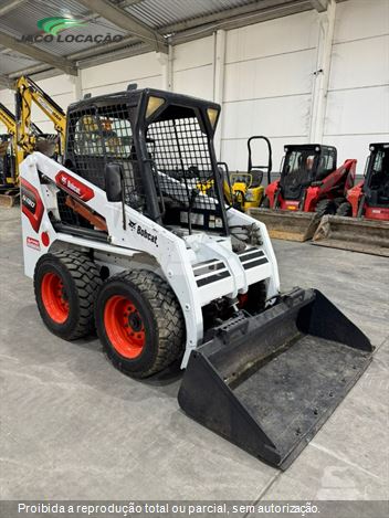 Mini-Carregadeira Bobcat S130