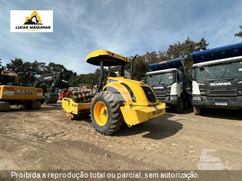 Rolo Compactador Muller VAP70