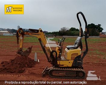 Mini-Escavadeira Yanmar SV08