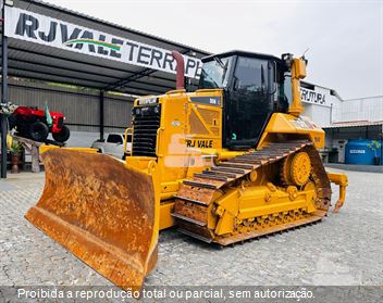 Trator de Esteira Caterpillar D6N