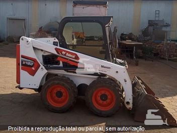 Mini-Carregadeira Bobcat S450